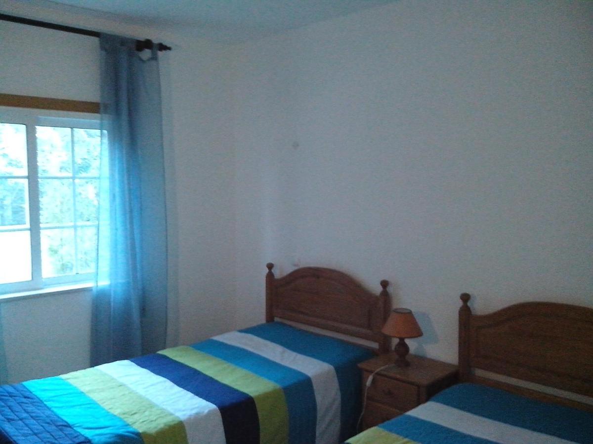 Inviting 2-bed In Apartment