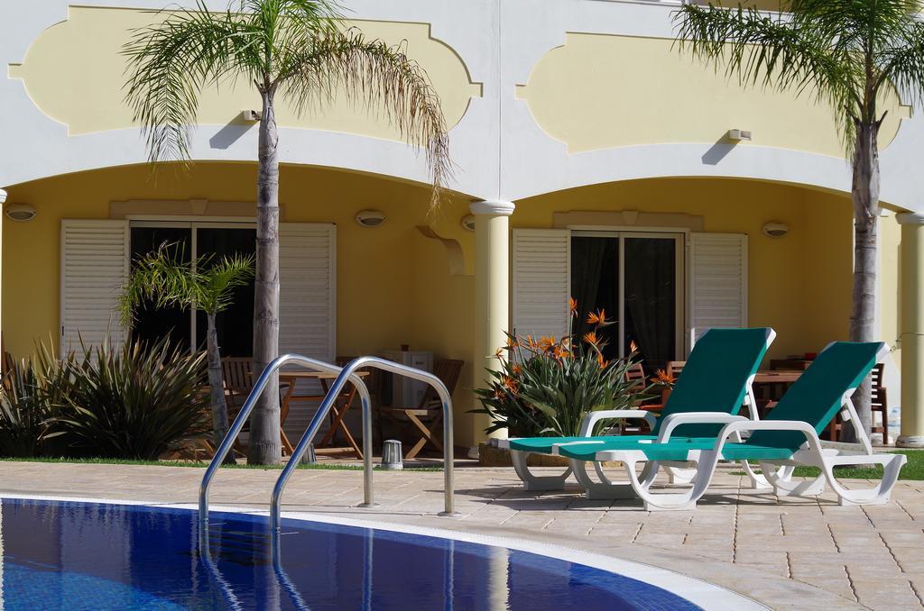 Appartement @ Poolside *