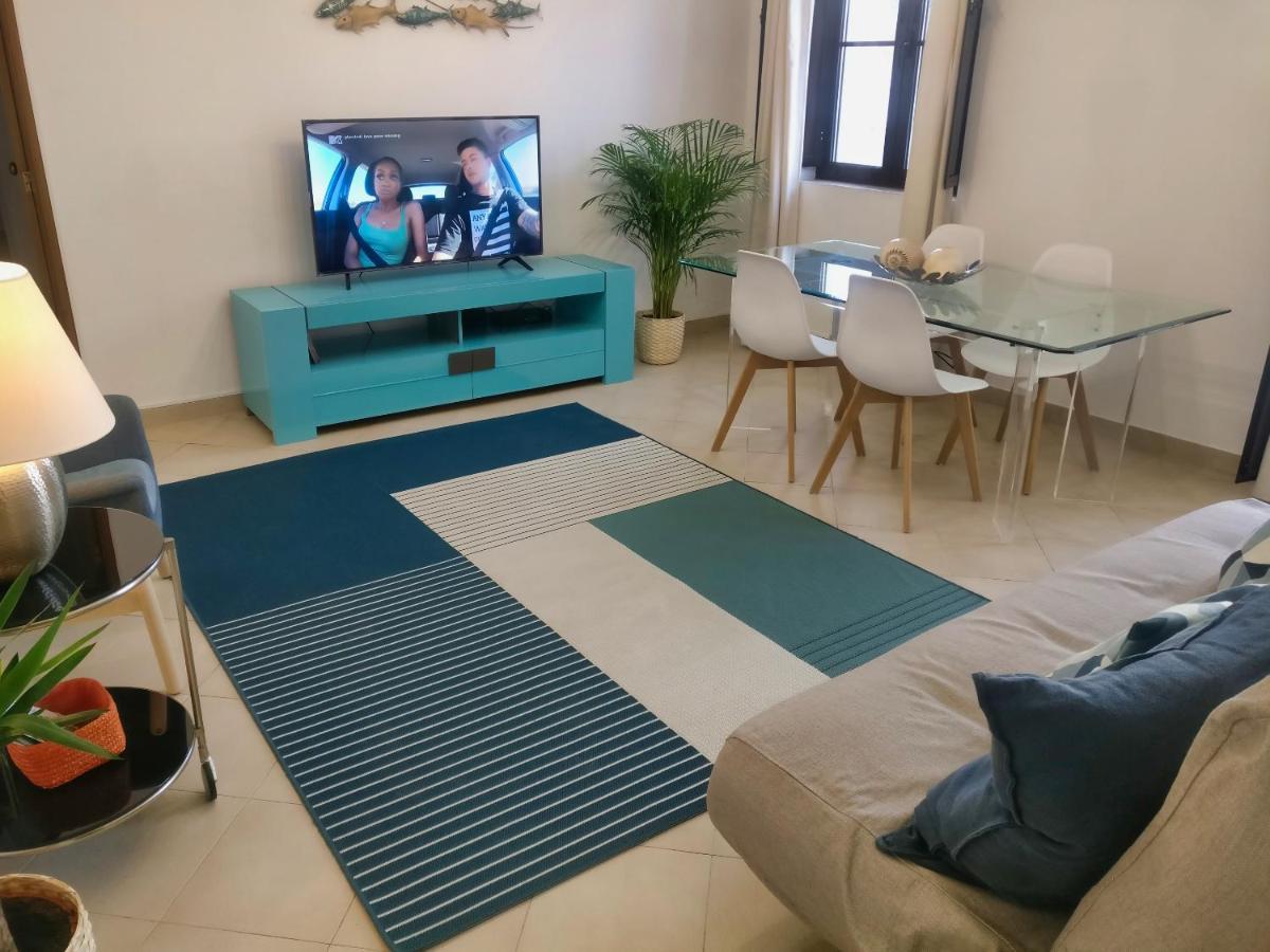 Old Town 1f Apartment
