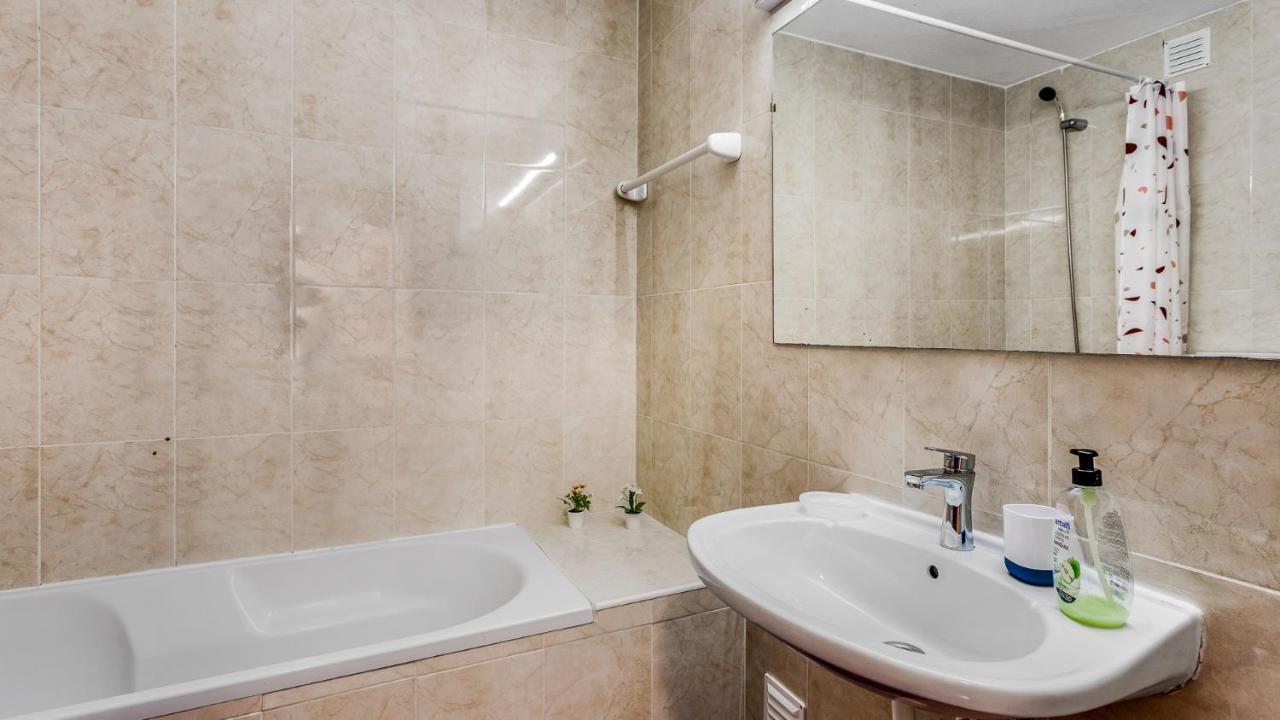 Appartement Rp Oura House By Lovelystay *
