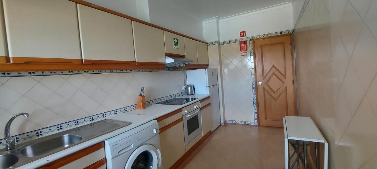 Jeannie's Oura Estrela Albufeira