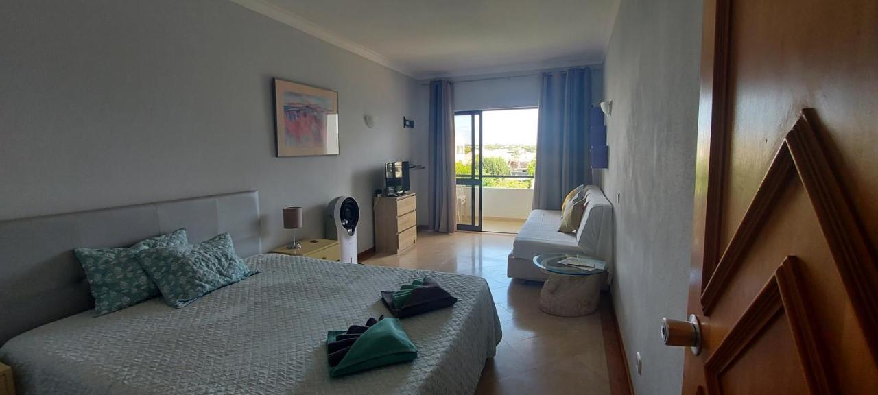 Apartment Jeannie's Oura Estrela