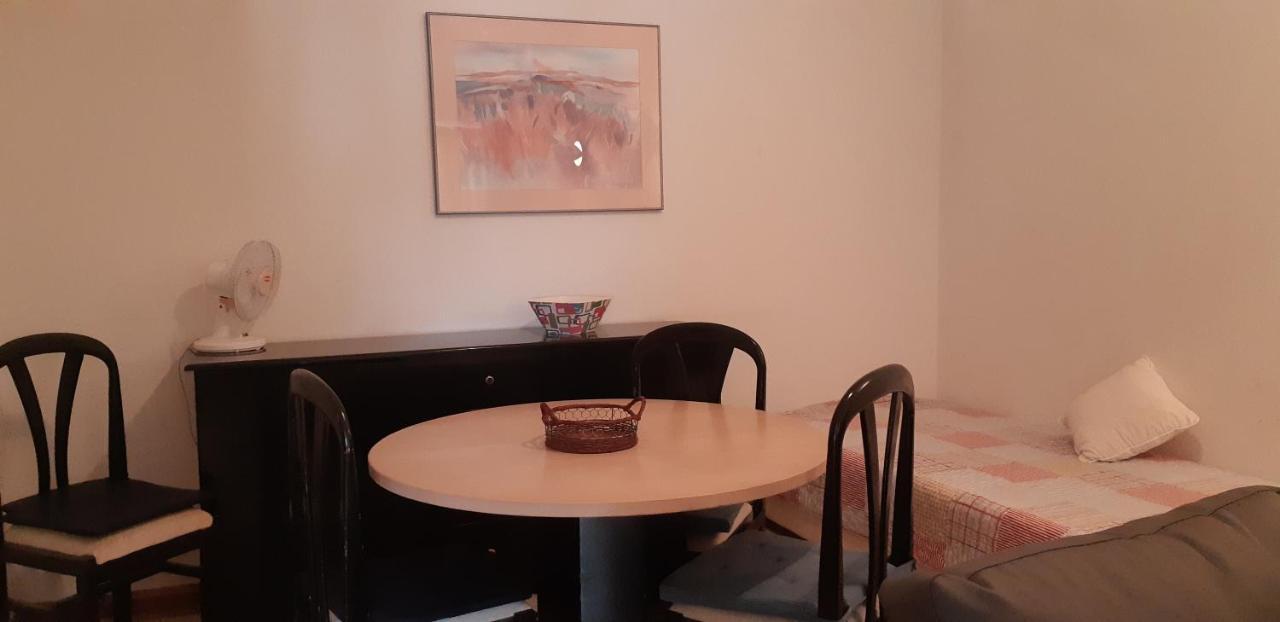 Jeannie's Oura Estrela Apartment *