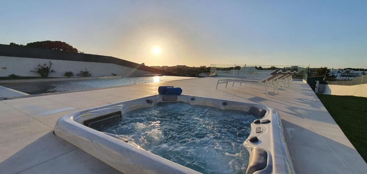 Villa Sunrise By Laranjal