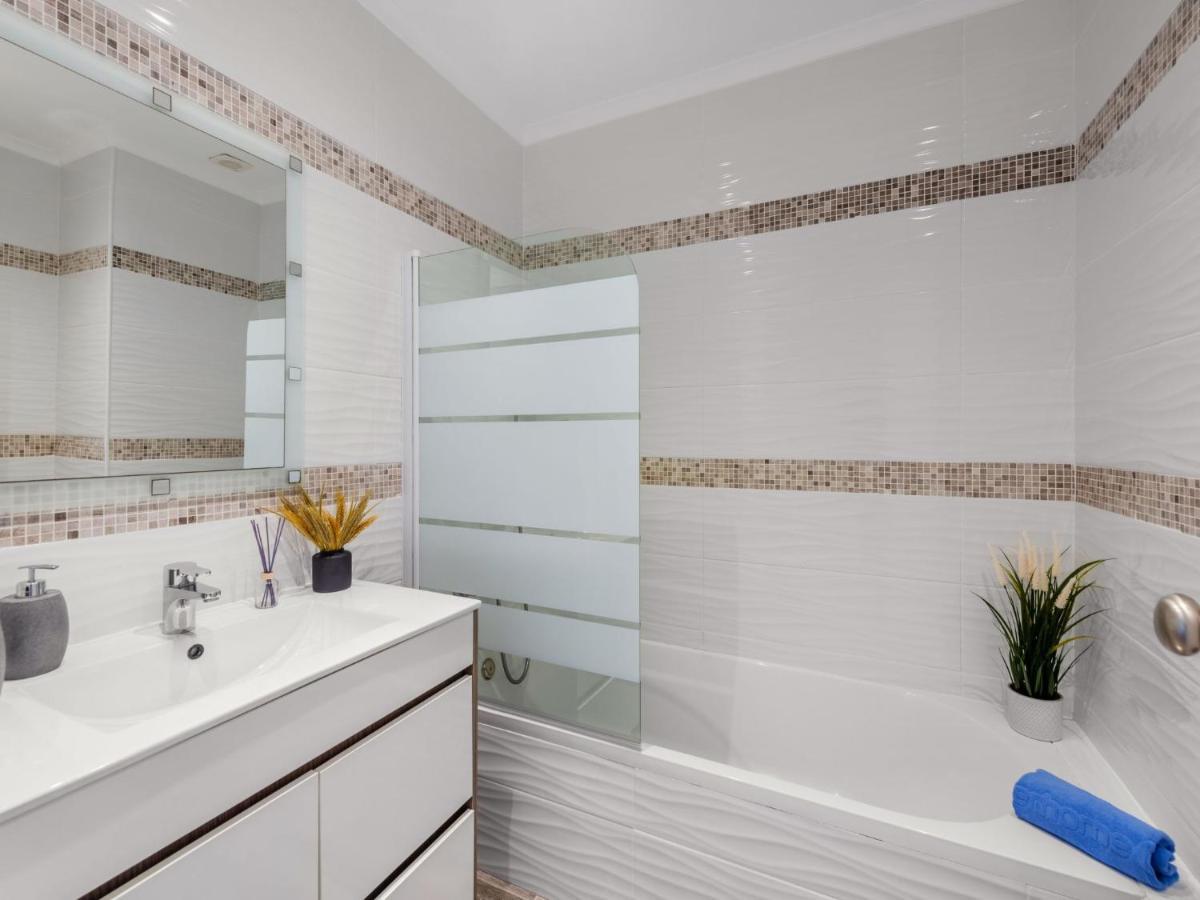 Happy Moments By Interhome Albufeira