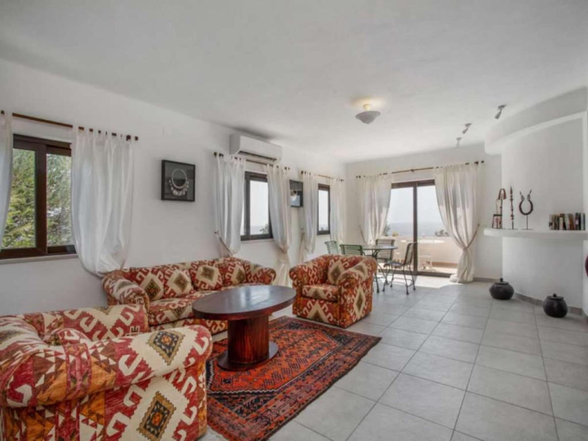 Beautiful Algarve 5 Bedrooms Pilar Amazing Sea Views *