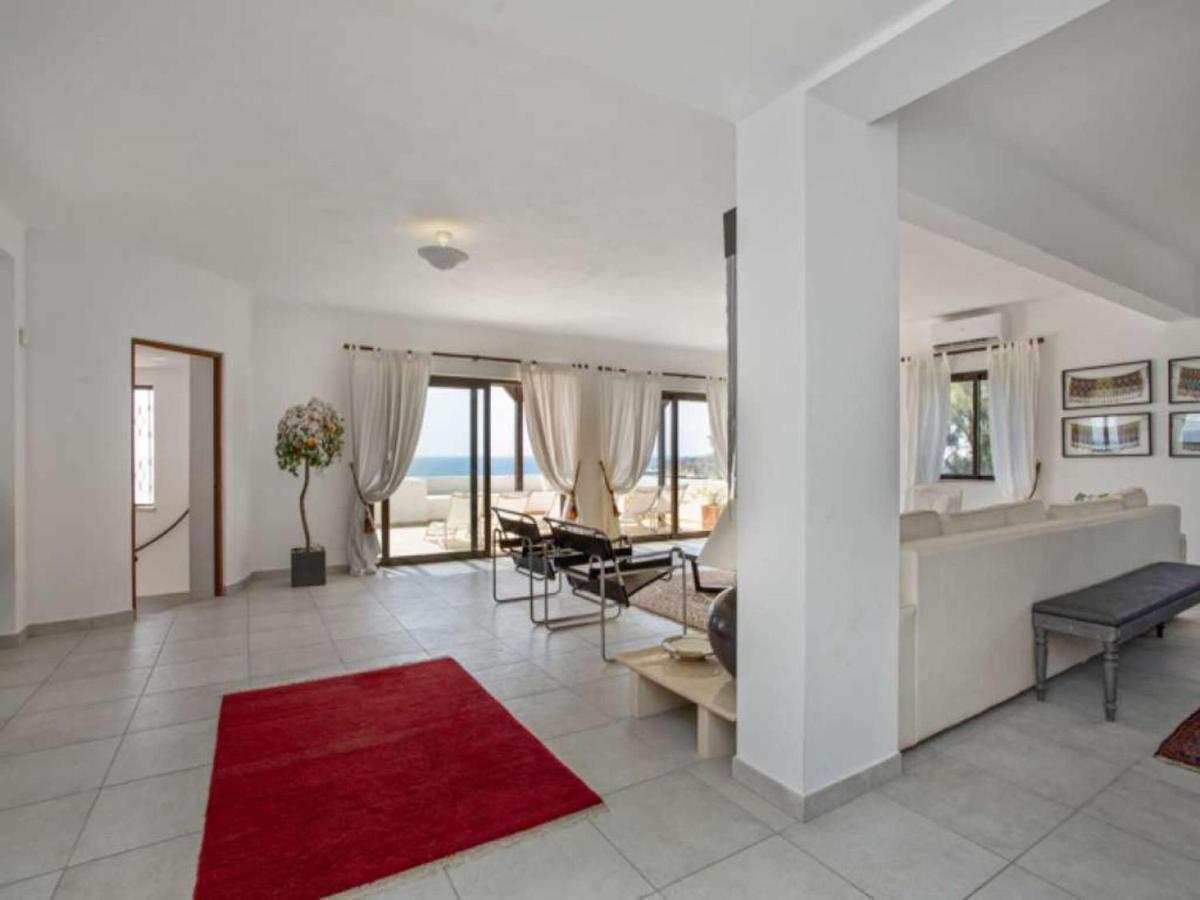 Villa Beautiful Algarve 5 Bedrooms Pilar Amazing Sea Views *