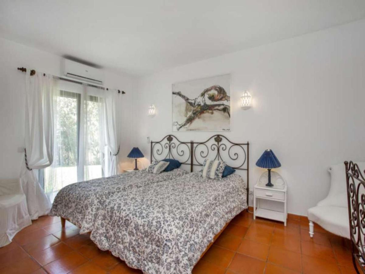 Beautiful Algarve 5 Bedrooms Pilar Amazing Sea Views Villa