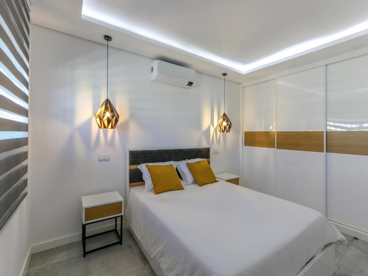 Apartment Luxury Penthouse Private Jacuzzi,