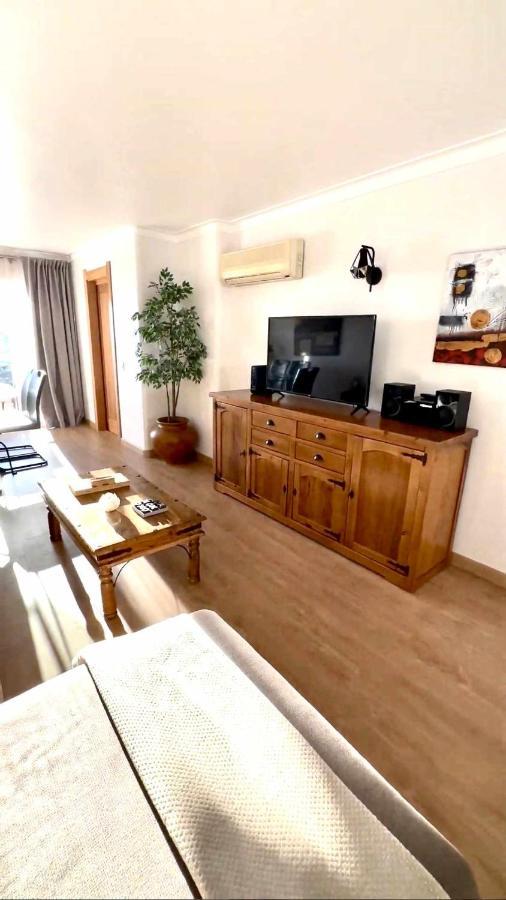 Holidays Penthouse Sea View Apartment *