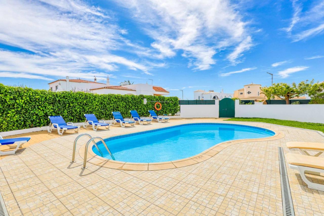 Villa Dois Pinheiros