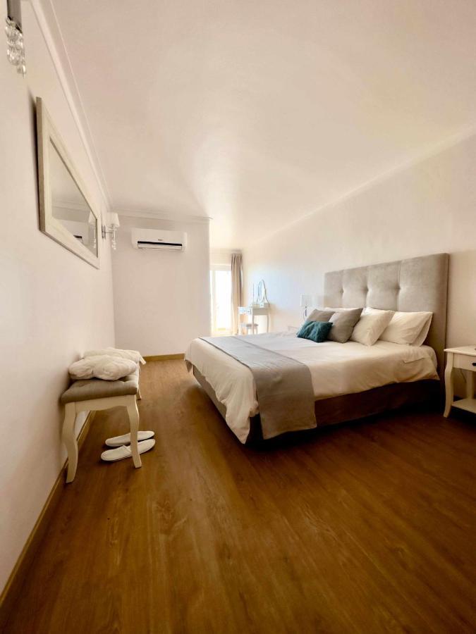 Holidays Penthouse Sea View Apartment