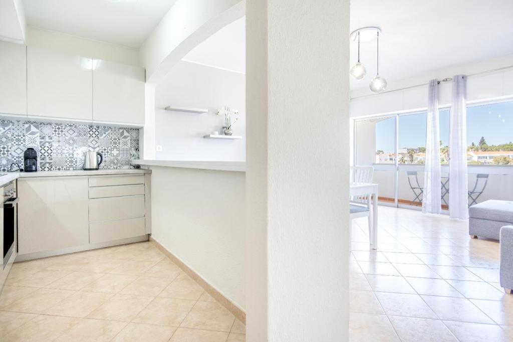 Appartement Holidays Near The Strip Albufeira