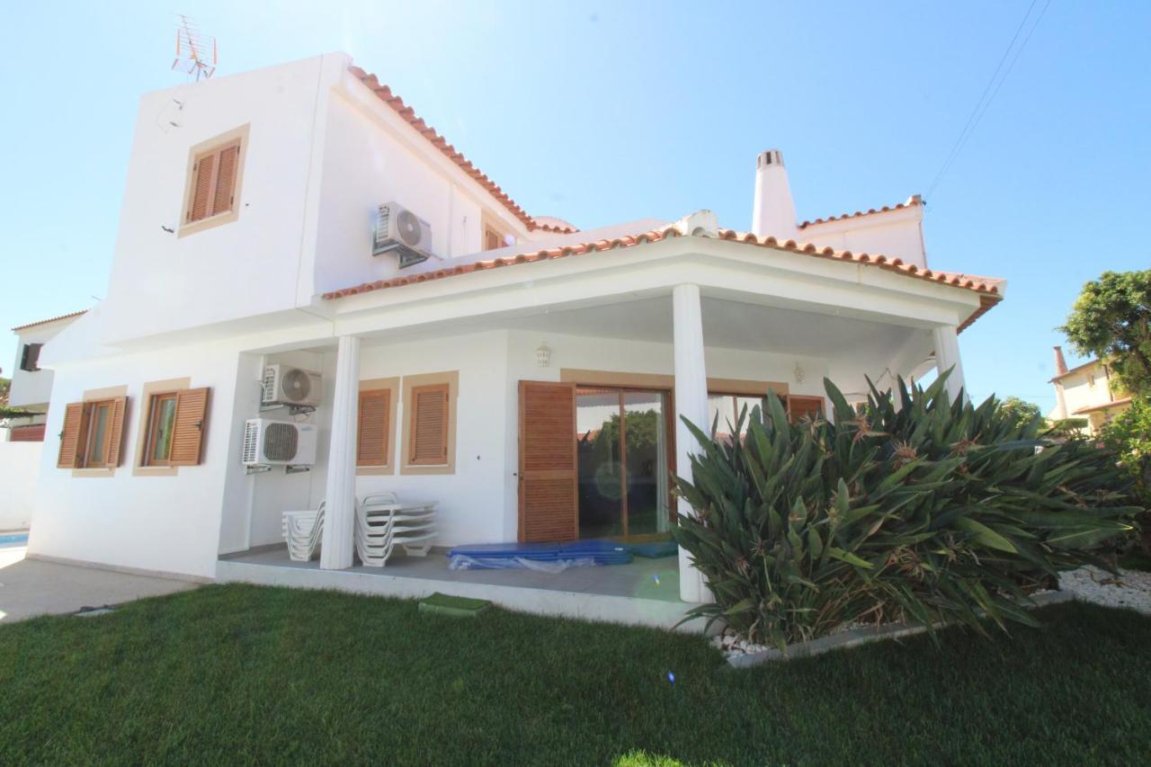 Girassol - By Dalma Portuguesa Villa *