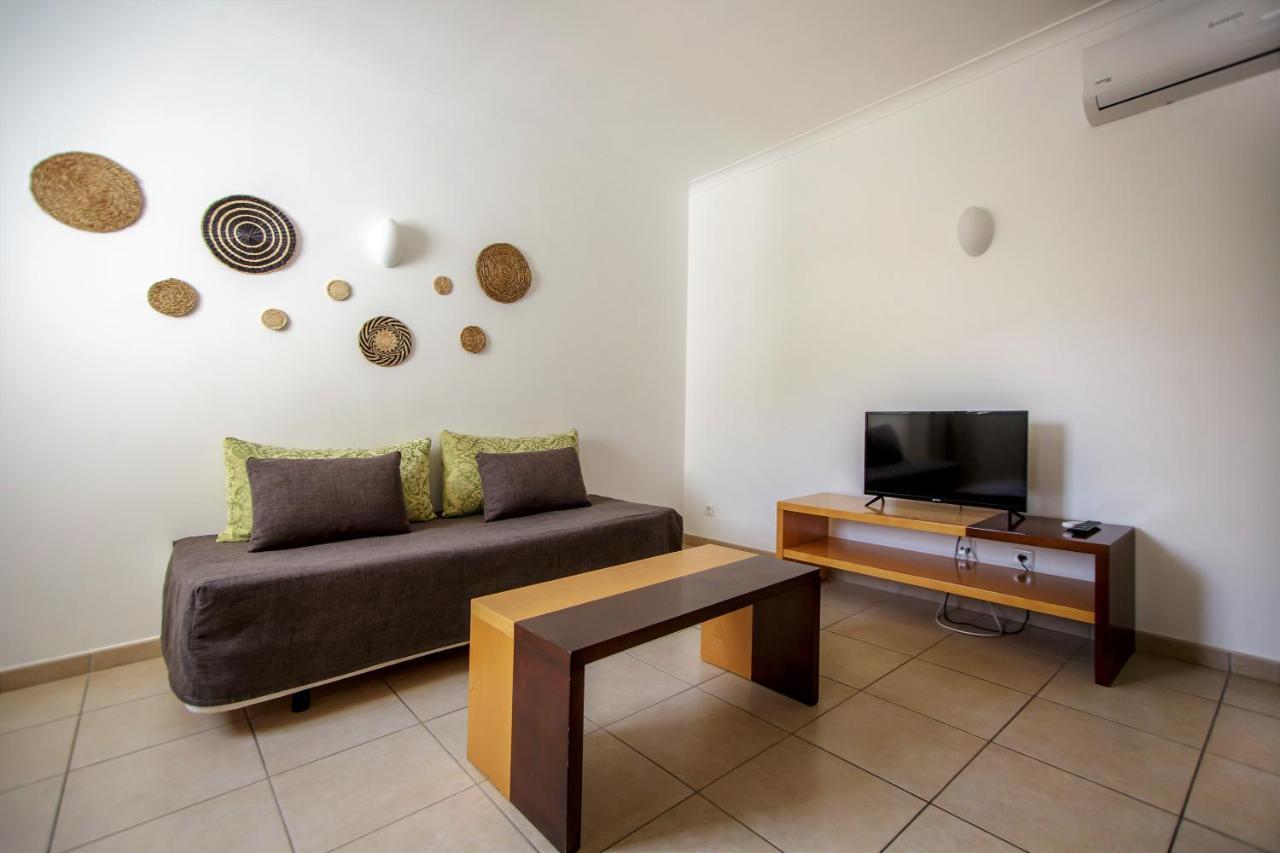 Aparthotel Aquamar 3*