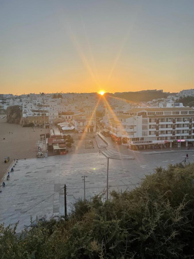 Superbe Appartement, Parking,300 M De La Albufeira