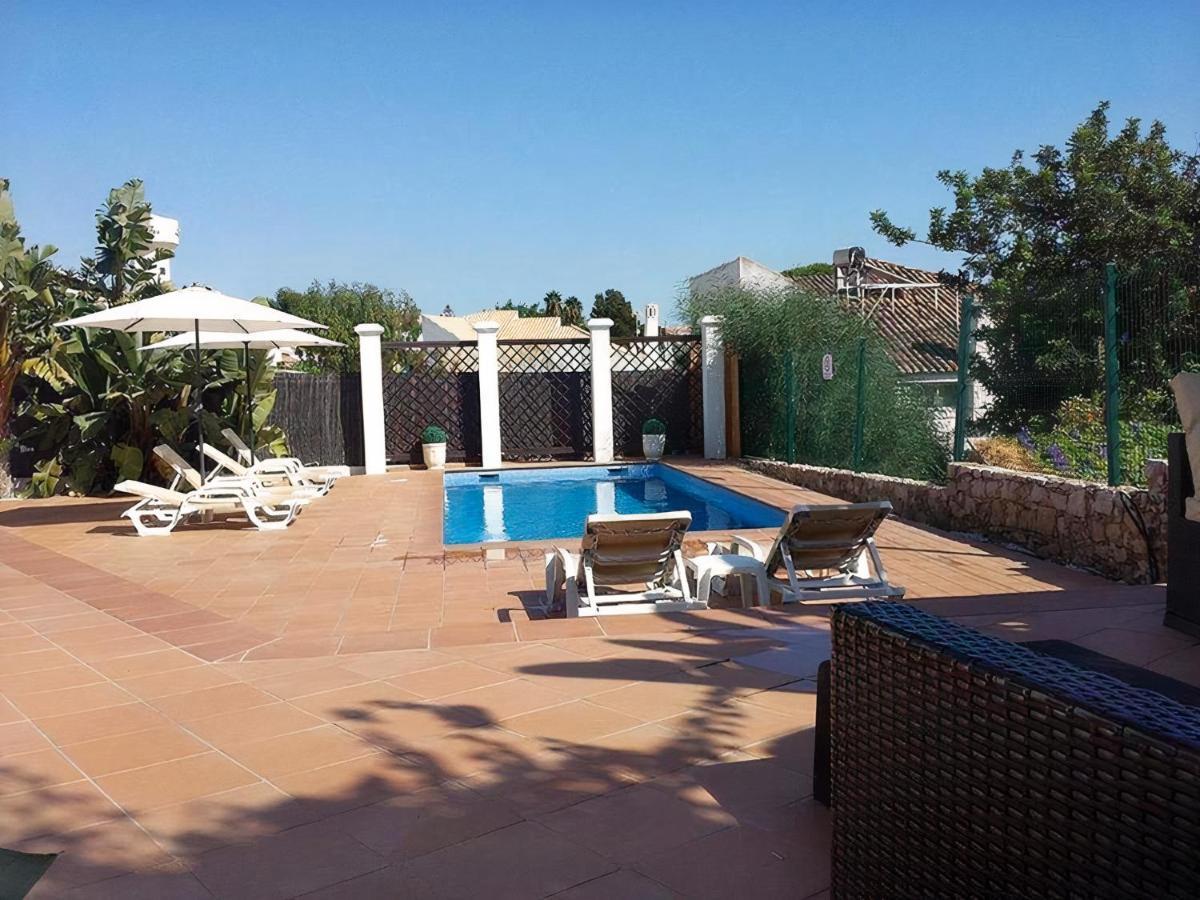 Villa 81 Amazing In A Fantastic Location On Oura Albufeira