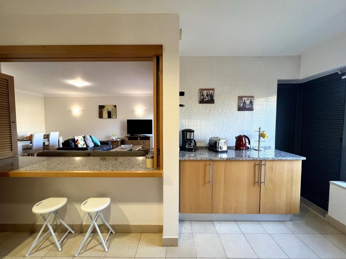 Appartement Modern 4 With Pool By Homing