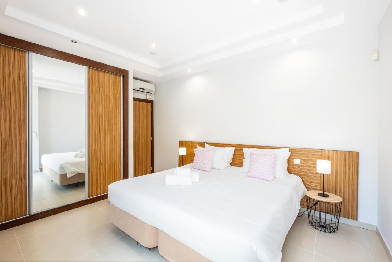 Orada Villa Albufeira