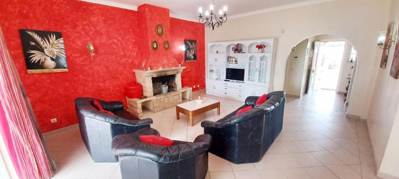 Villa Paraiso Spacious And Central To Enjoy Best Beaches Ac Wifi Garden Pool Albufeira