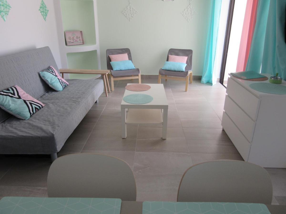 Spacious Comfort 1 Bedroom With Pool 300m From The *