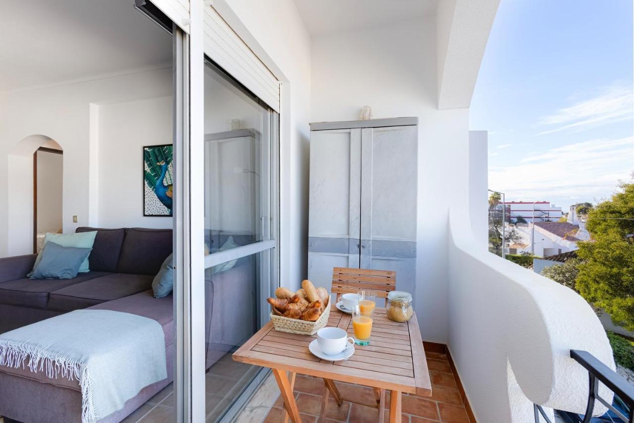 Apartment Eli's Flat 2 Bdrs Apart At The Strip Albufeira