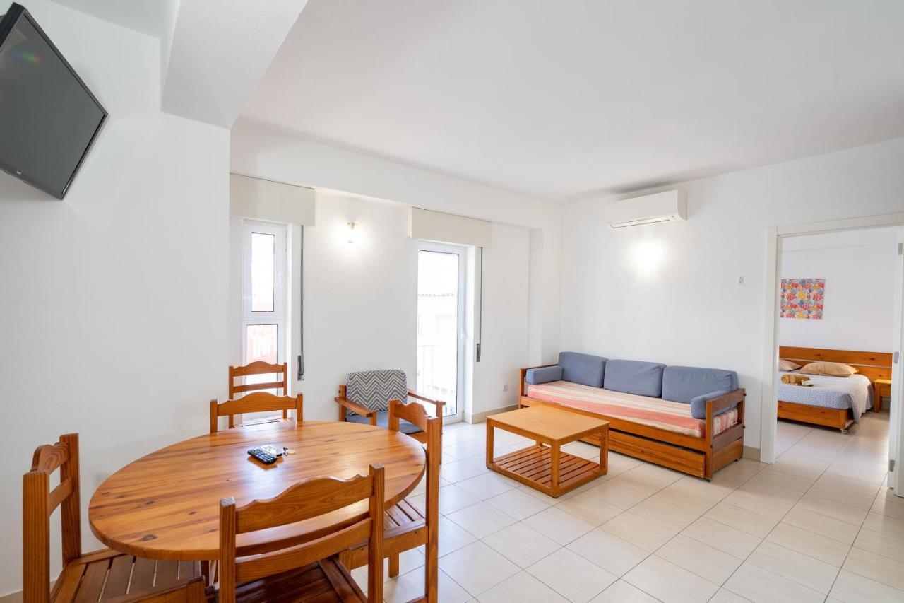 Edificio Sequeira - Local By Umbral Apartment *