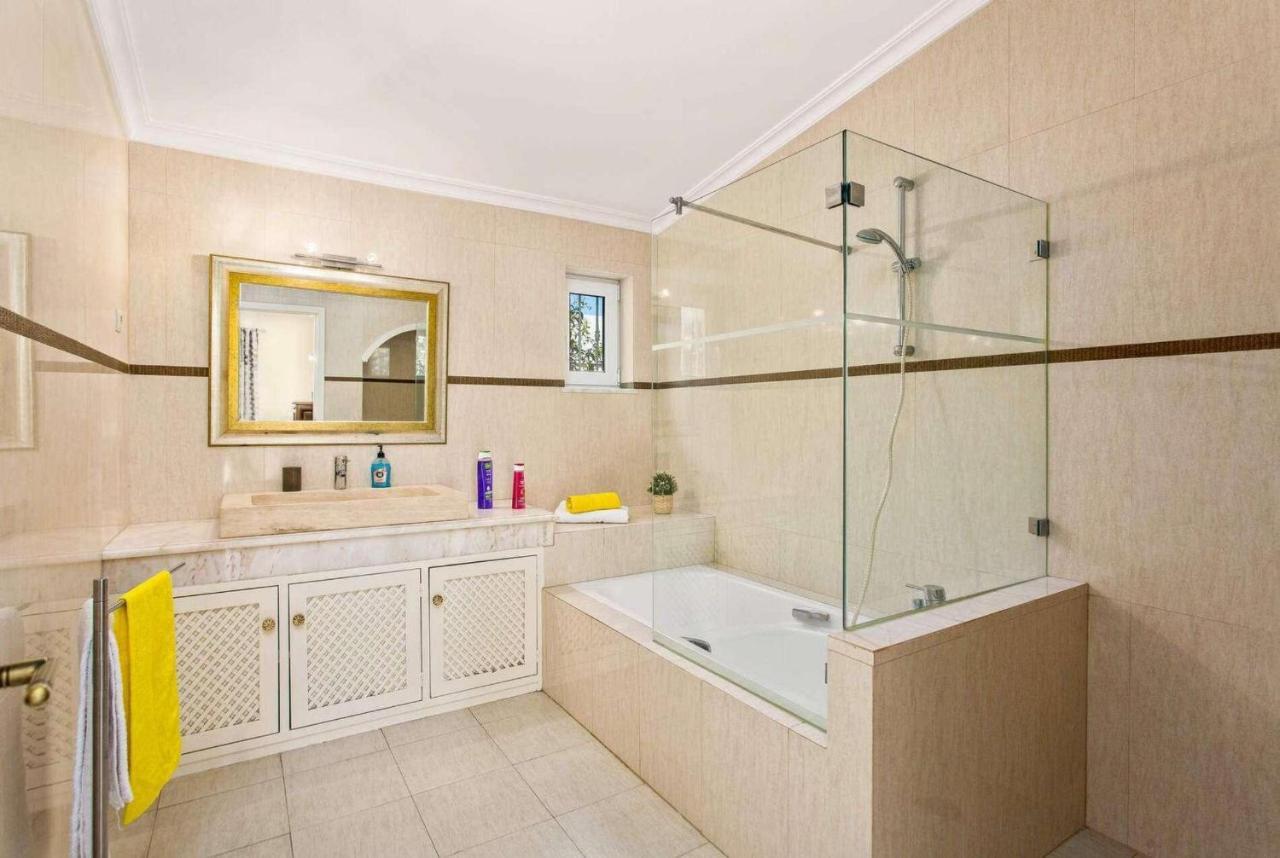 Pinheiro Villa *