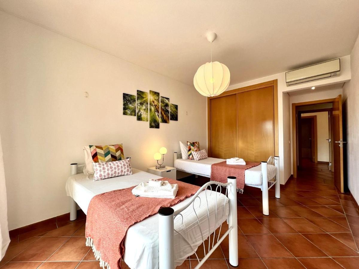Experience With Pool By Homing Apartment Albufeira
