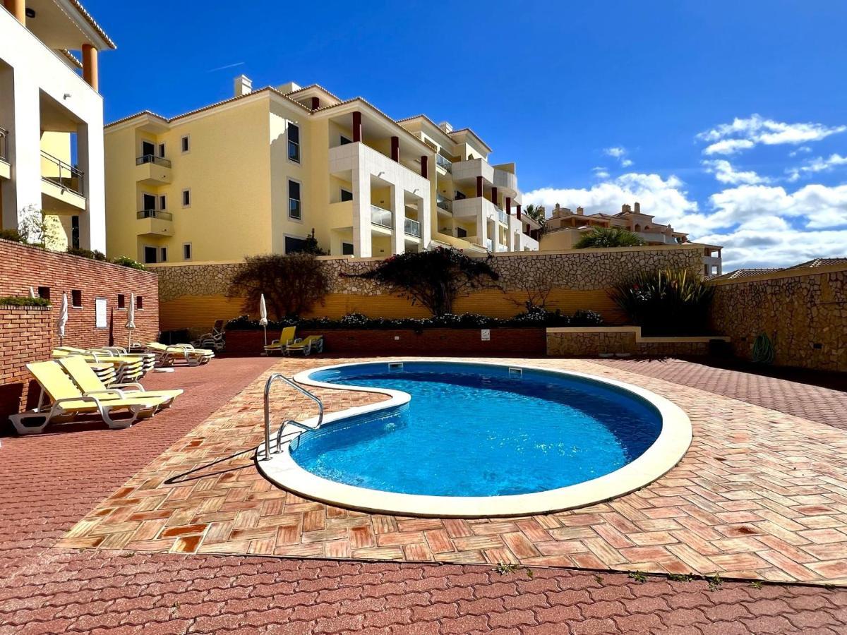 Experience With Pool By Homing Apartment Albufeira