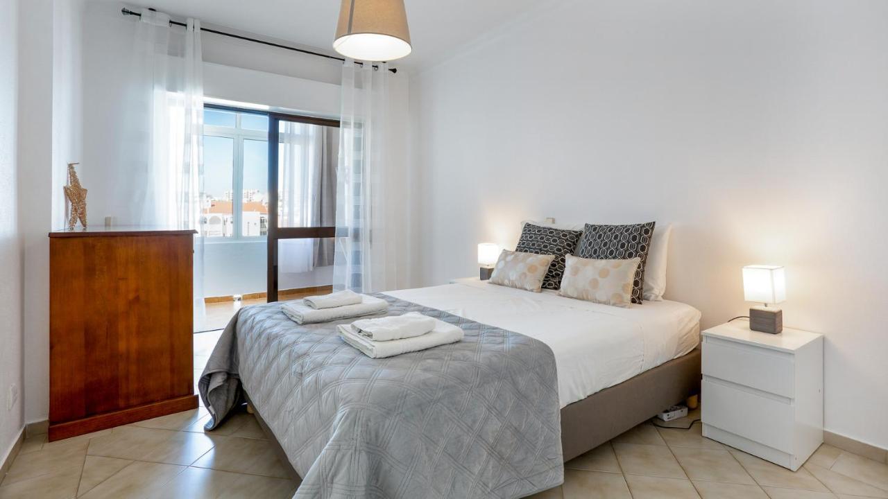 Sun-kissed Oasis W/ Pool By Lovelystay Albufeira
