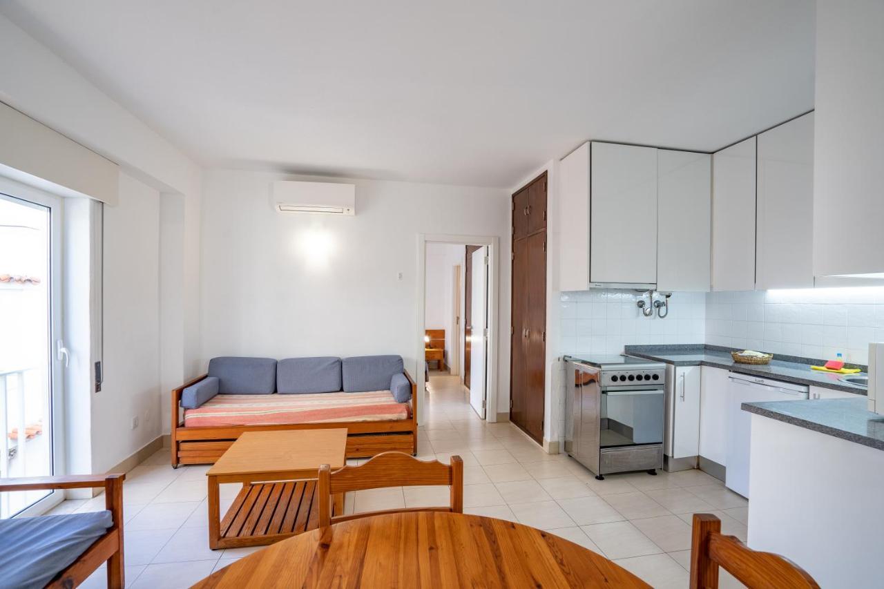 Edificio Sequeira - Local By Umbral