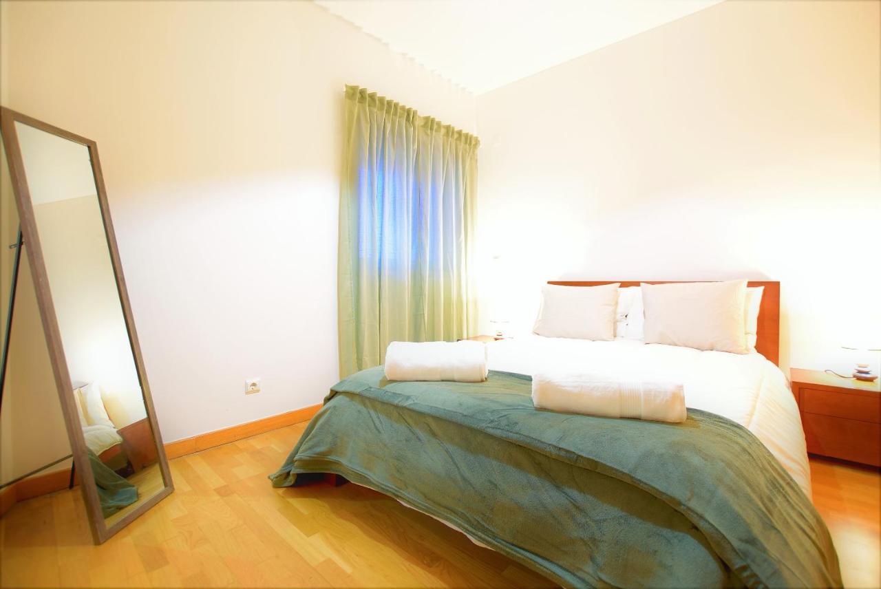 Apartment Marina De T1 Ate 2 Pax Ou T2 Ate 6 Pax Com Piscina E Vista Marina *