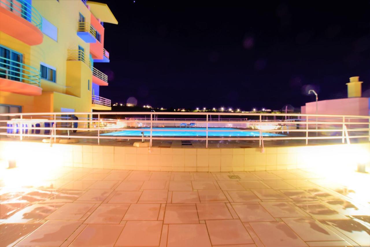 Marina De T1 Ate 2 Pax Ou T2 Ate 6 Pax Com Piscina E Vista Marina