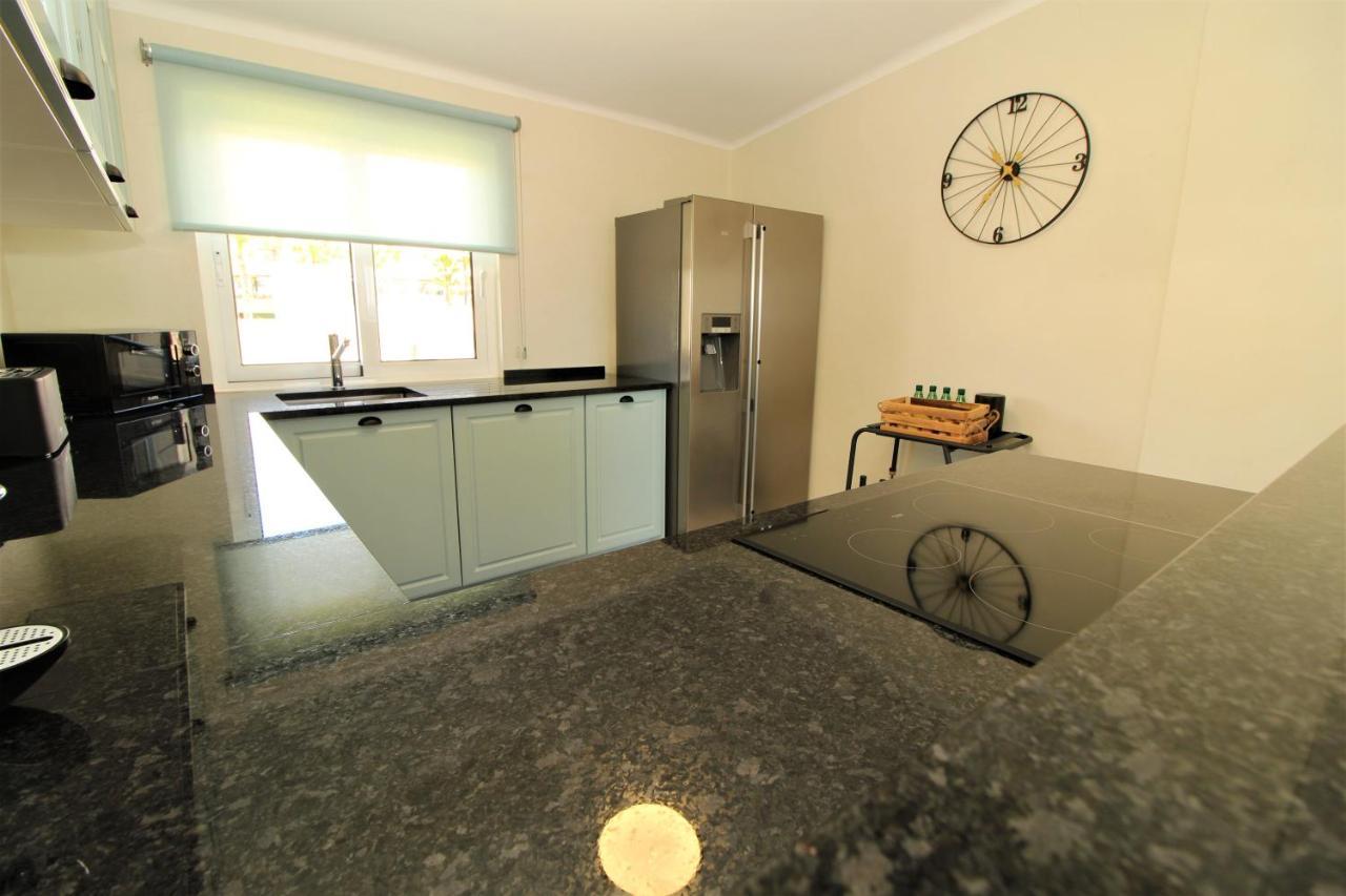 Ocean View Hydrangea - 2 Bedroom At Sao Rafael Beach, Apartment