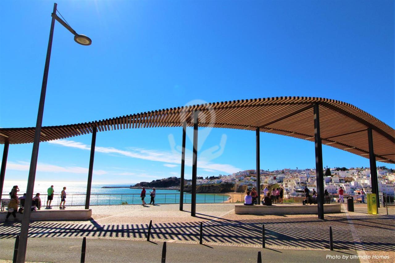 Ocean View Hydrangea - 2 Bedroom At Sao Rafael Beach, Apartment Albufeira