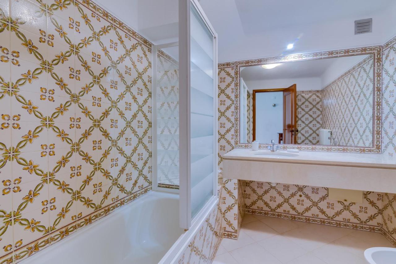 Vakantiehuis Small 4pax -shared Pool @ Homesbyfc *
