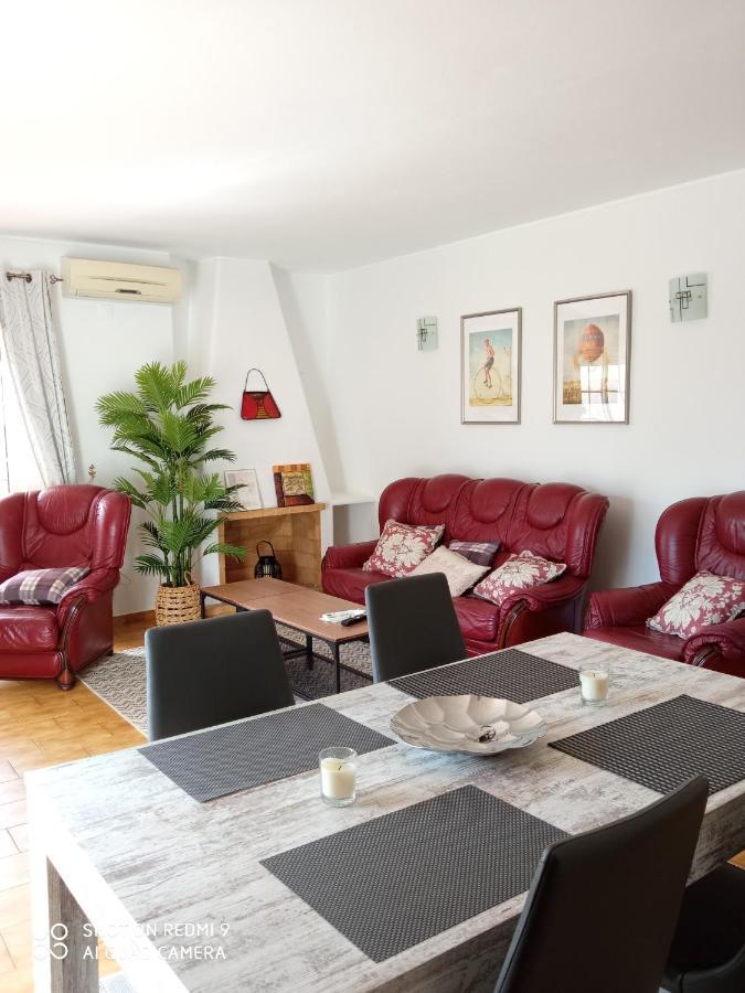 Cozy Oura Appartement *