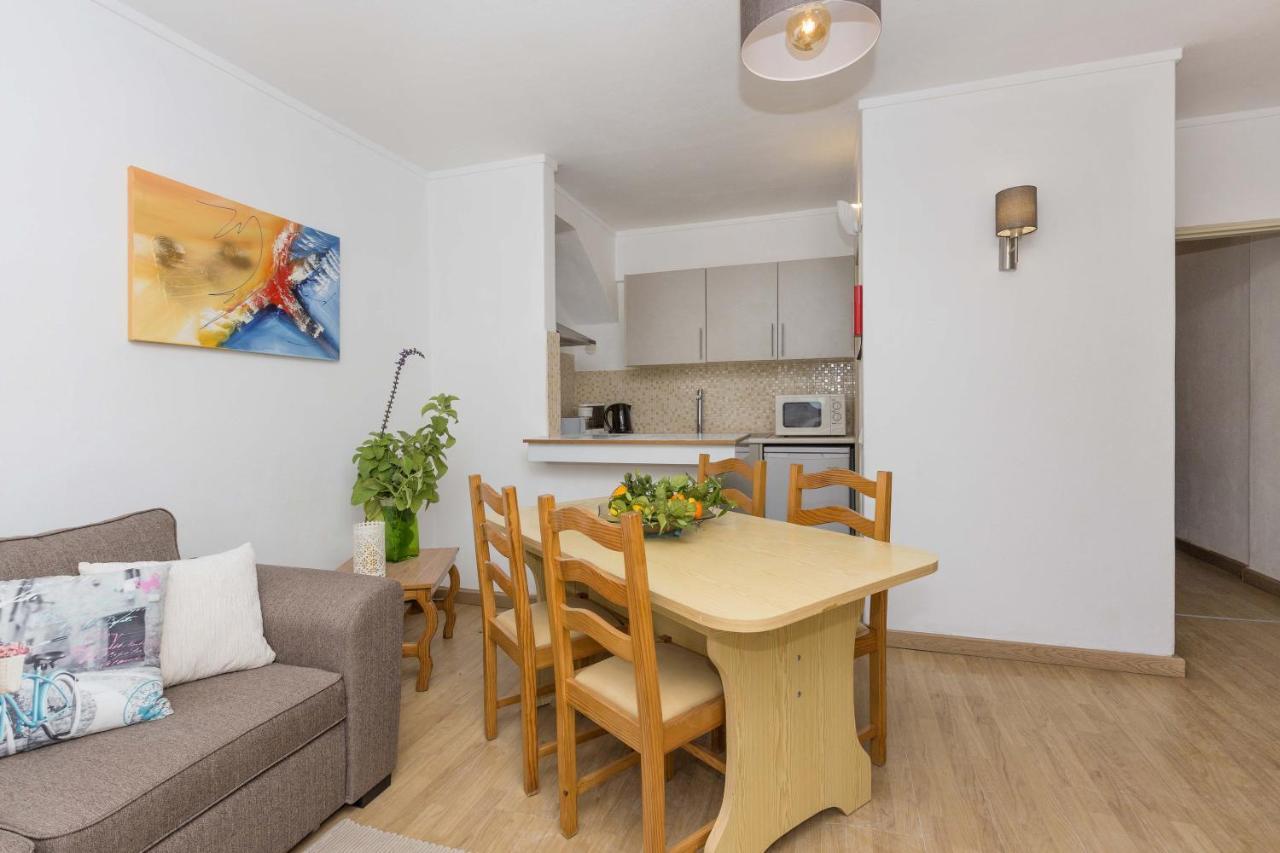 Maresia Apartment