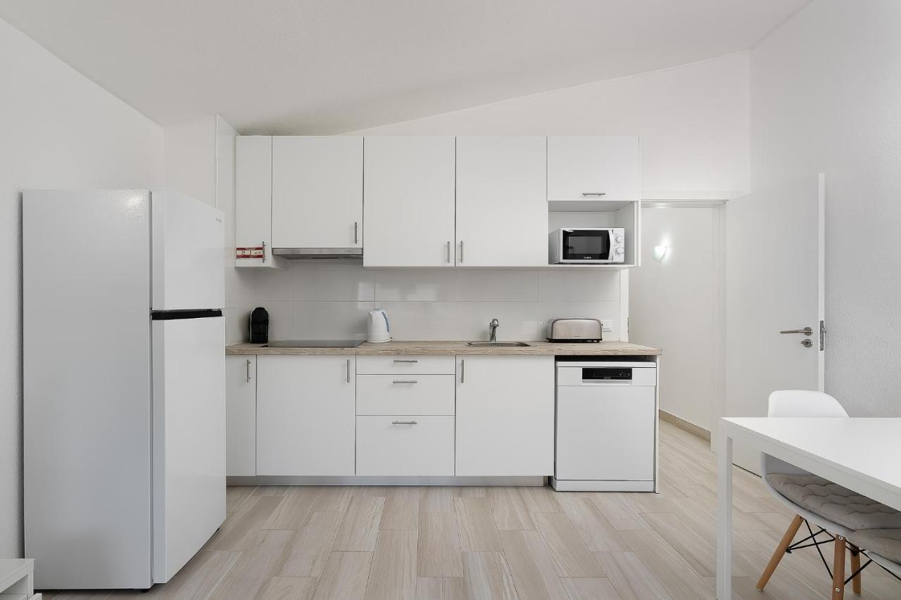 Bright - 5min To The By Lovelystay Appartement