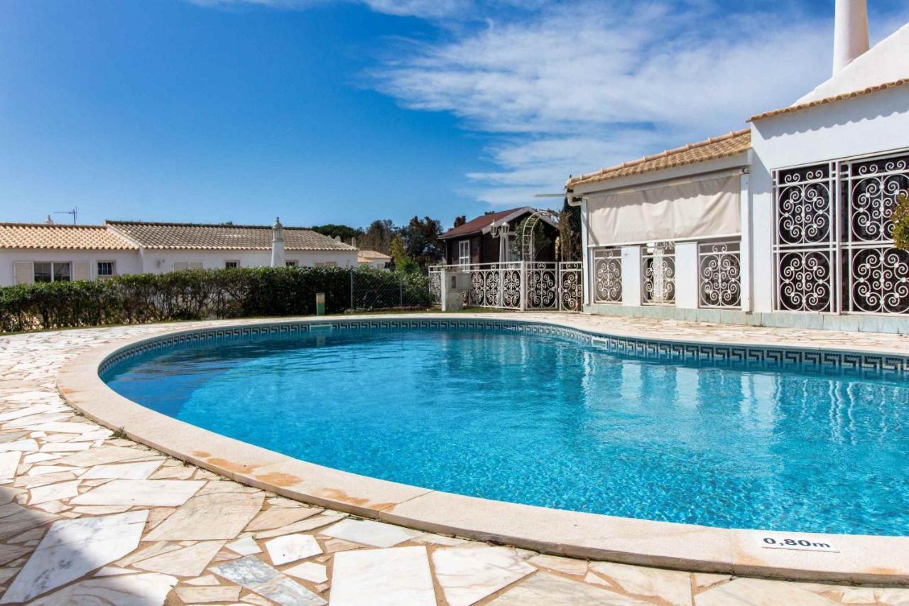 Algarve Sun House - Pool & Bbq & Privat Garden Villa *