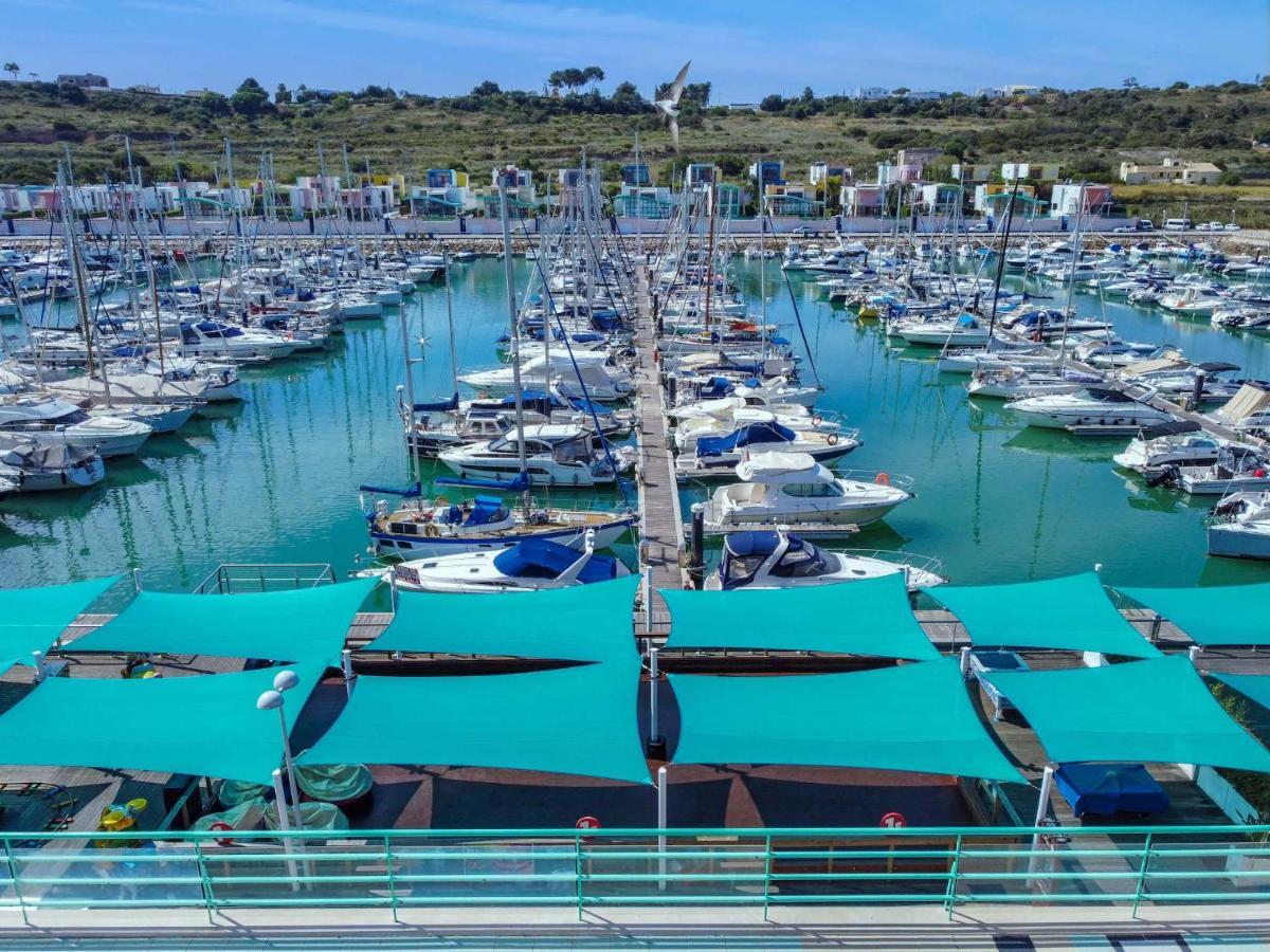 Apartment Luxury 1 Bedroom Apartment, Marina De Albufeira3 *