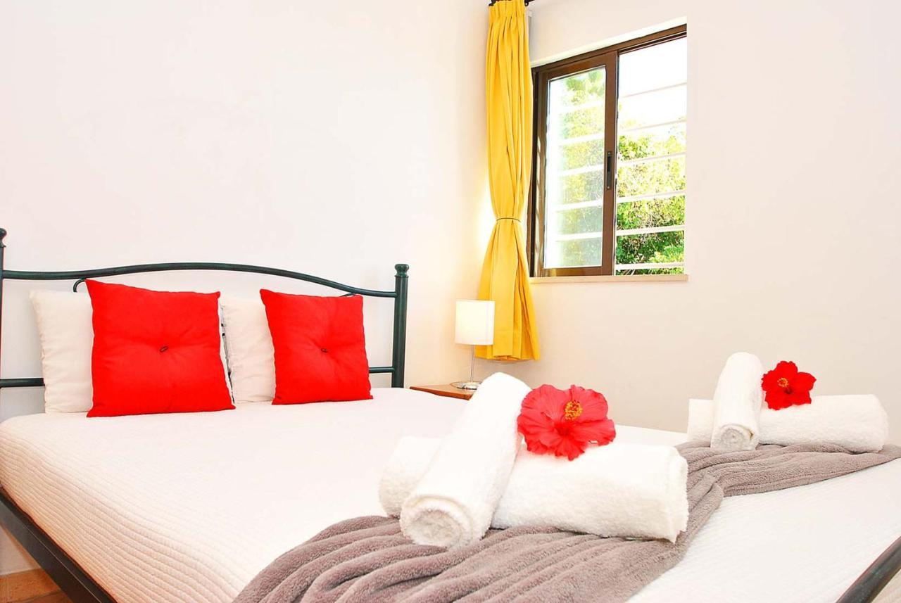 Villa Isis By Algarve Vacation