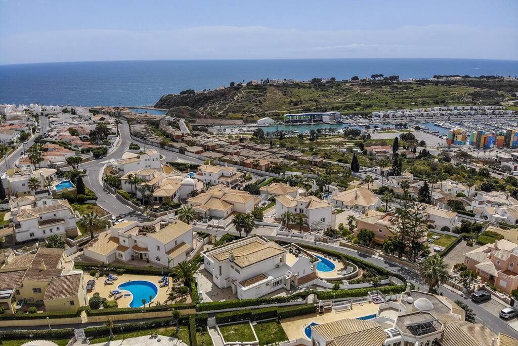 Marina - Pool & Sea View