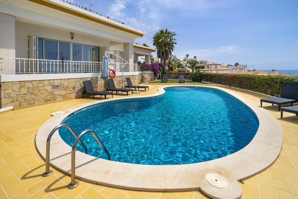 Marina - Pool & Sea View