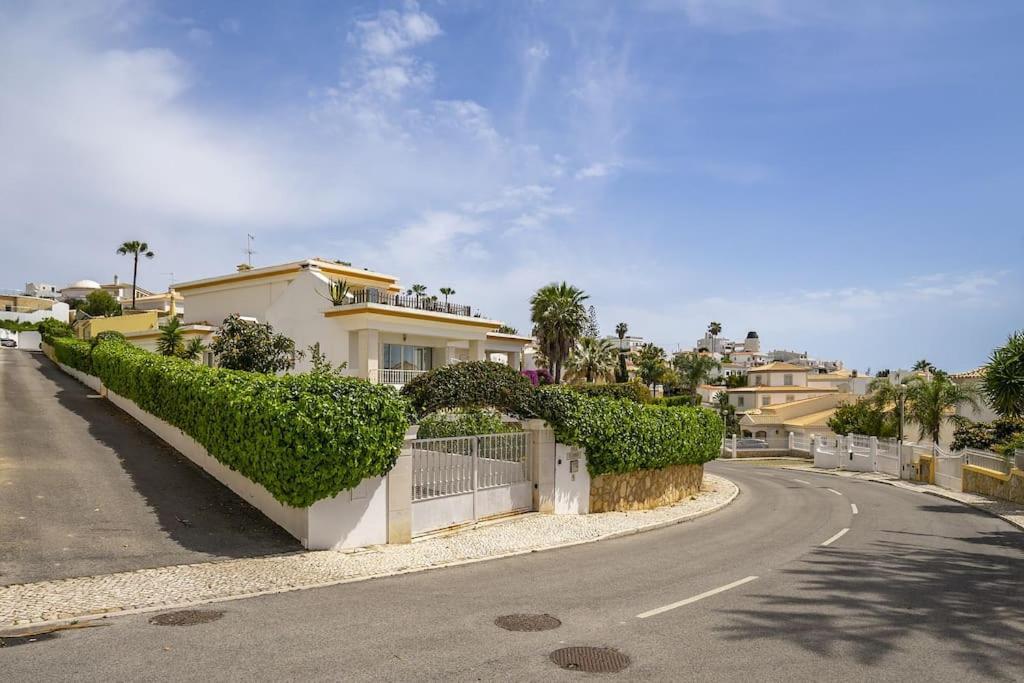 Pousada Marina - Pool & Sea View
