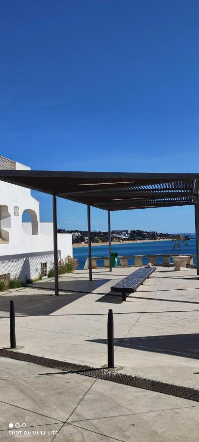 Albufeirasun, Arrive As A Guest Leave As A Friend. Apartamento Albufeira