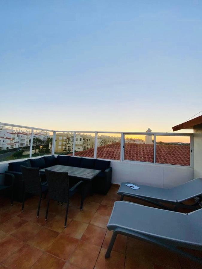 Penthouse T2 Pool Terrace Time * Albufeira