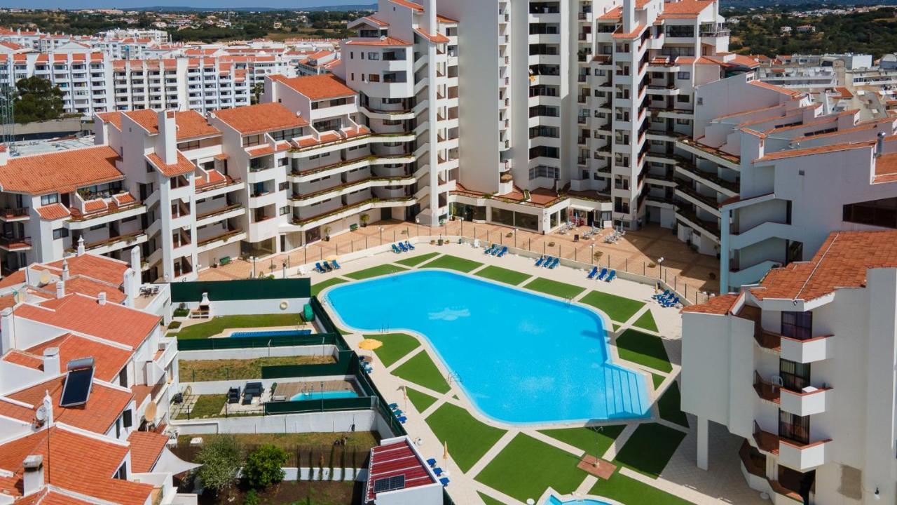 Apartment Vila Magna Oasis W/ Pool By Lovelystay