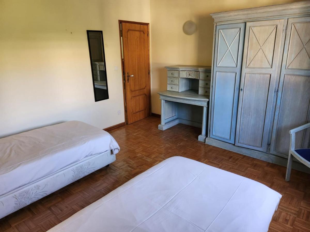 Large 4 Bedroom -